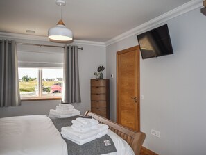 3 Schlafzimmer, kostenloses WLAN, BettwÀsche