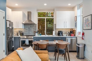 Fridge, microwave, oven, stovetop - Perch - Belmont Boutique 4: Spacious Townhome w/Rooftop Views (Seattle)