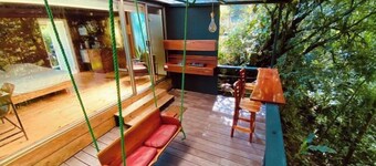 Mahogany-cabin near arenal volcano