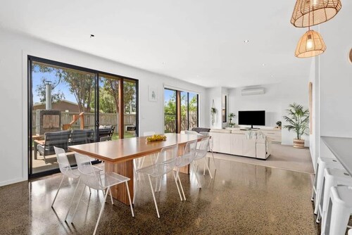 Coastal Oasis: Barwon Heads Pet-Friendly Getaway
