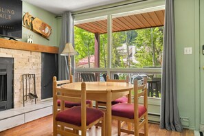 Dining - Mountain Paradise | Ski-in/Out | Lower Village (Panorama)