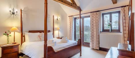 4 chambres, Wi-Fi gratuit, draps fournis