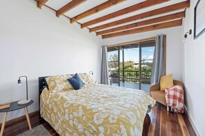 3 bedrooms, iron/ironing board, WiFi, bed sheets - Barker Retreat Summar (Burrill Lake)