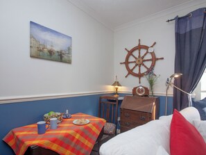 Interior - Northumberland apartment (Teignmouth)