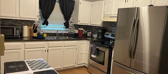 Vibrant 2 Bed Located Downtown/ Closing to Soaring Eagle/CMU