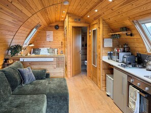 Unclassified image, 3 of 29, button