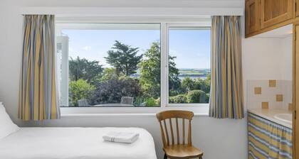 Spacious Apartment in Rock, Private Parking