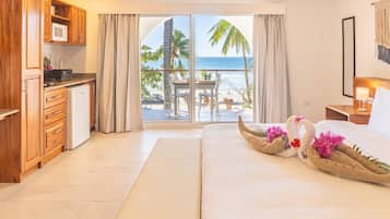 Deluxe tweepersoonskamer | Privékeuken | Een koelkast/vriezer, een magnetron, een kookplaat