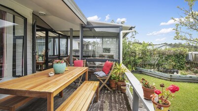 Beachglen - Snells Beach Holiday Home