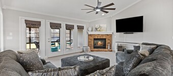 4bdr, 3ba home on the golf course in beautiful Tellico Village