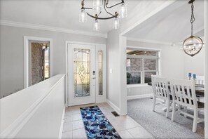 Dining - 4bdr, 3ba home on the golf course in beautiful Tellico Village (Loudon)