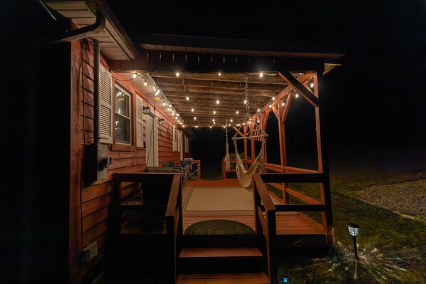 Property grounds - The Rocky Mount: Cozy cabin atop The New River Gorge (Pipestem)