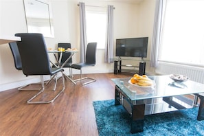 2 bedrooms