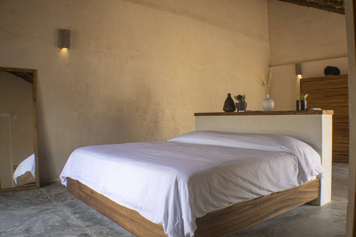 Deluxe Double Room | Premium bedding, minibar, in-room safe, free WiFi