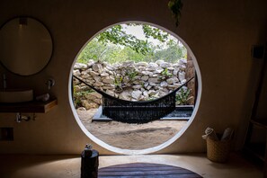 Premium bedding, minibar, in-room safe, individually decorated -  BH HOTEL & CENOTE TULUM - Adults Only (Tulum)