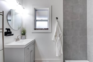 Badewanne, Haartrockner