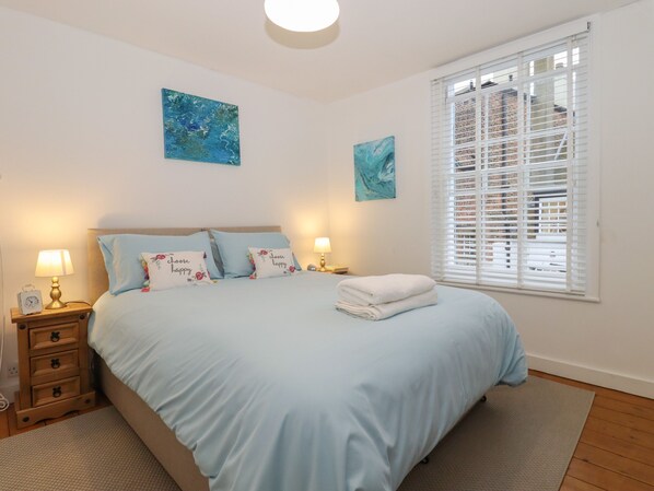 2 عدّة غرف نوم وبديكورات فريدة لكل غرفة وطراز فريد لكل وحدة