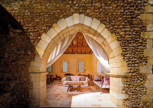 Dezie Manor Orangerie and Gardens near Sarlat la Caneda