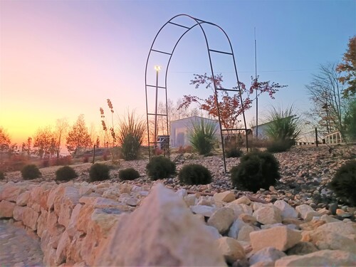 OM Retreat chalet in a secluded secret place in a Natural Reserve