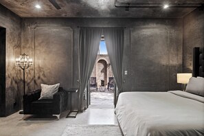 6 室のベッドルーム、アイロン / アイロン台、WiFi、ベッドシーツ