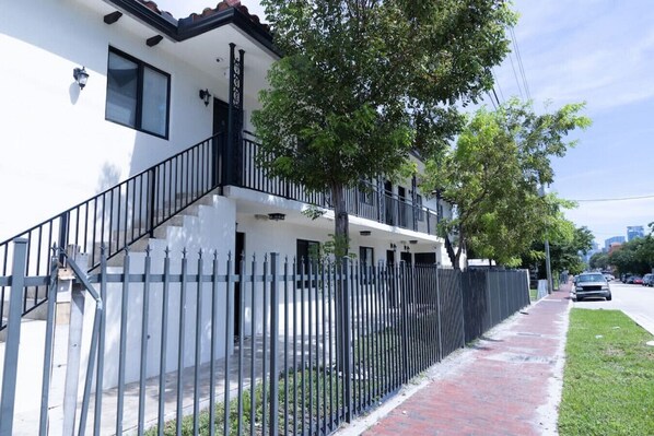 Exterior - 1375 SW - Unit N 6 - Little Habana · Brand new & modern 2bed/1 bat apt w/ parking (Miami)