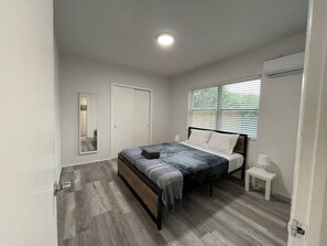 1 camera, ferro/asse da stiro, Wi-Fi gratuito, lenzuola