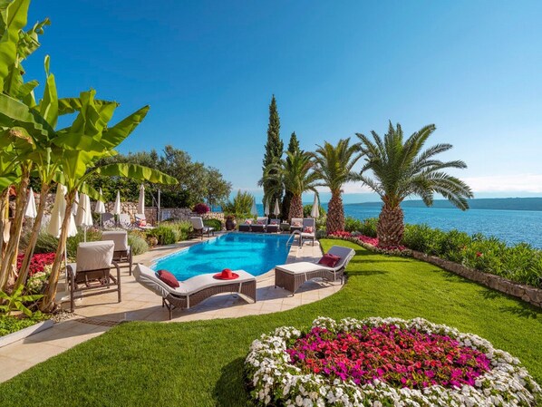 Outdoor pool - Villa Klara - One Bedroom Apartment with Balcony and Sea View (Malinska)