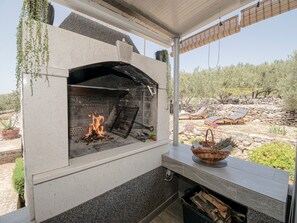 Property grounds - Peaceful Holiday House Roza (Vela Luka)