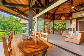 Outdoor dining - Fully Remodeled Tulemar Home-Full Ocean view-Beach access - 3Bedrooms- Up to 10p (Quepos)