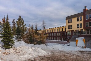 Exterior - The Ridge | Ski-In Ski-Out Condo w/ Free Parking (Big White)