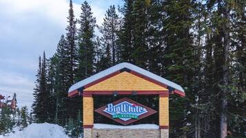 Enceinte de lâhĂ©bergement