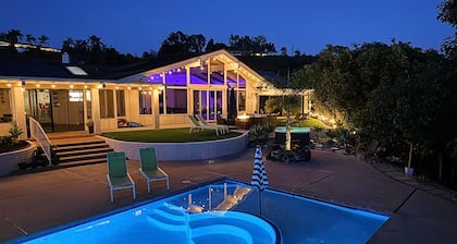 Pool Oasis Villa & Guesthouse, Views, Avocado Grove