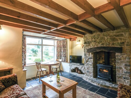2 bedroom accommodation in Bishops Castle