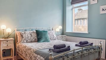 4 bedrooms, free WiFi, bed sheets