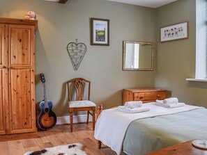 4 間睡房、免費 Wi-Fi、床單