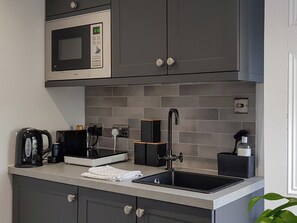 Private kitchen - 1 bedroom accommodation in Aberfeldy (Aberfeldy)