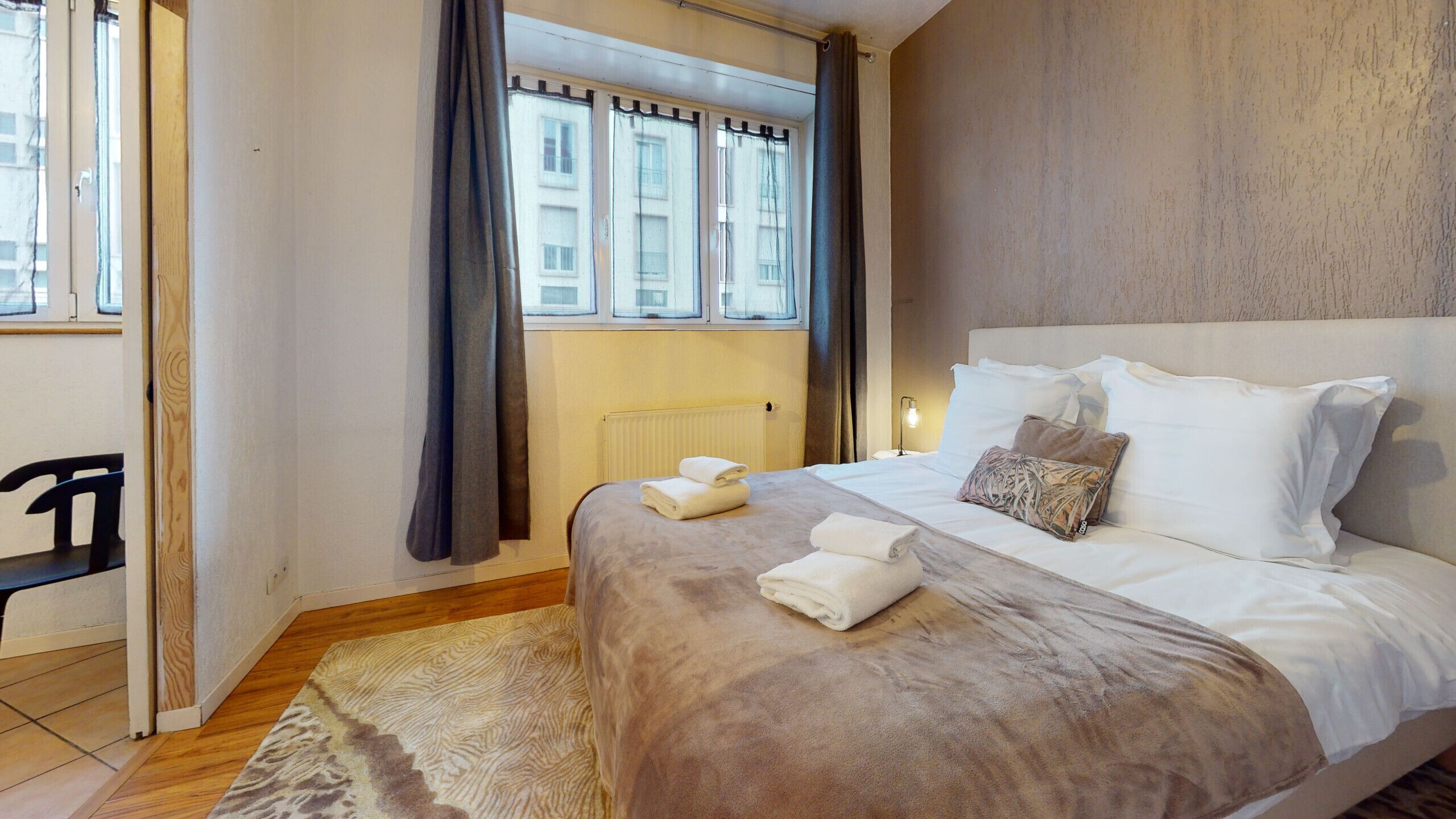 1 多间卧室、免费 WiFi、床单