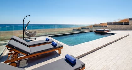 Southrock Villas - 6 Bed Superb Seaview Villa with Private Pool (New Listing)