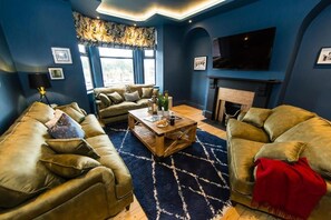 Living room - Casa Del Artista- An Exquisite Getaway (Skipton)