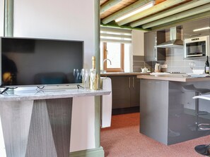 Private kitchen - Darci's Lodge - UK1297 (Threlkeld, near Keswick)