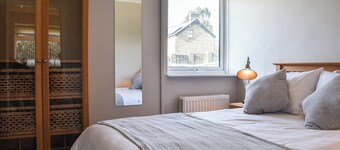 2 bedroom accommodation in Gowerton, near Swansea