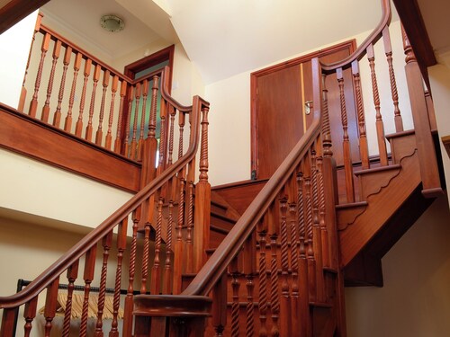 6 bedroom accommodation in Glanaman, near Llandeilo