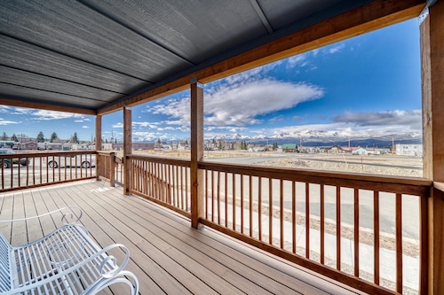 Midgarth Hus- Brand New Railyard home minutes to Copper & Ski Cooper!