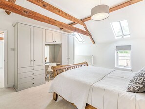 2 bedrooms, free WiFi, bed sheets - 2 bedroom accommodation in Braunston, near Oakham (Braunston, near Oakham)