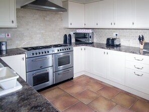 Dishwasher, high chair