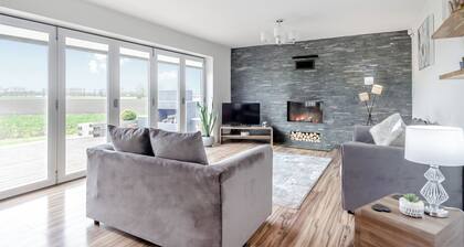 3 bedroom accommodation in Dunston Fen