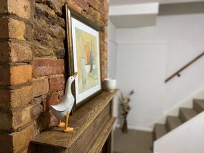 Room - 2 Bedroom Holcot Cottage (Northampton)