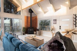 Interior - Perfection: Private Giant Sequoias, 100 Mile Views (Tulare County)