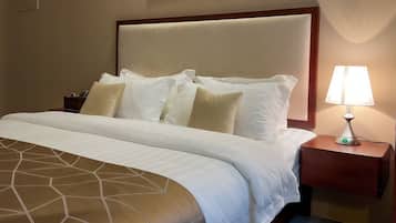 2 عدّة غرف نوم وملاءات من القطن المصري وأغطية فراش متميزة