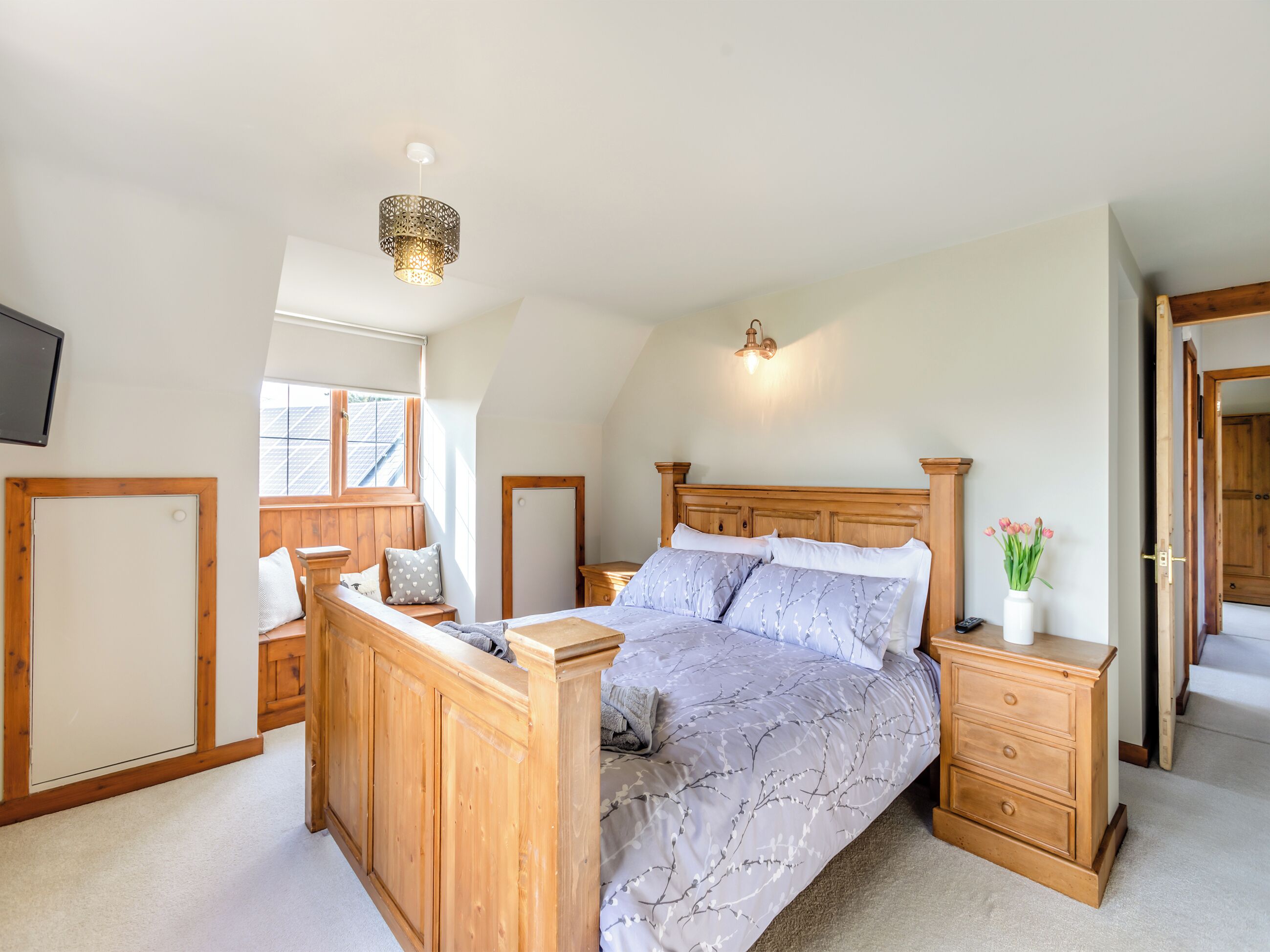 3 bedrooms, free WiFi, bed sheets